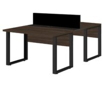 Mesa Estação de Trabalho Dupla 1,50×1,35m 2 Lugares s/ Gavetas c/ ponto de tomada PÉ QUADRO MARSALA/PRETO – 64002 CT Móveis para Escritório