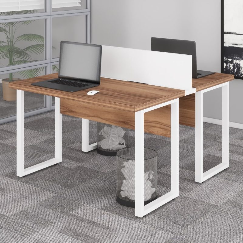 Estação de Trabalho Dupla 1,20×1,35m sem Gavetas c/ ponto de tomada PÉ QUADRO – Cor Nogal Sevilha/Branco – 34424 CT Móveis para Escritório 4